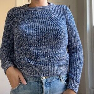 H&M knit blue and white crewneck sweater long sleeve cropped size XS